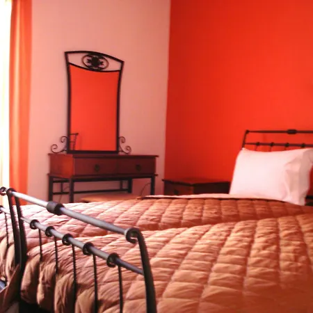 Menir Luxury