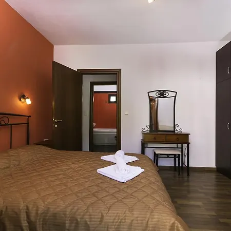 Menir Luxury