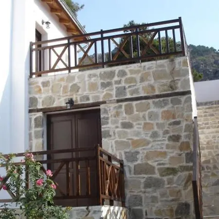 Menir Luxury