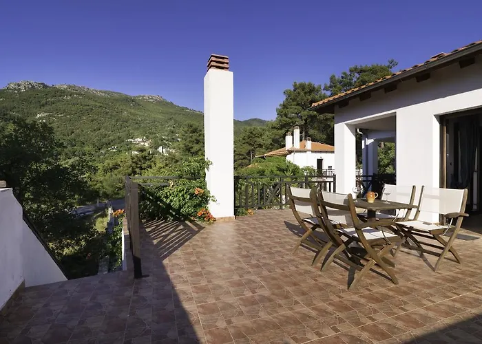Menir Luxury